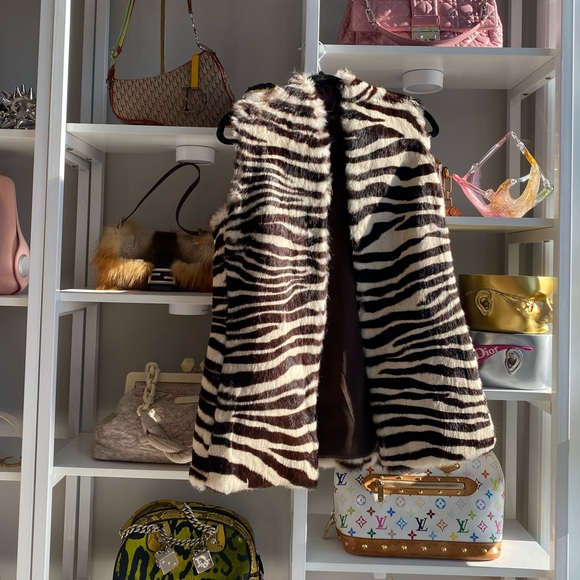 Lafayette 148 Rabbit Fur Belted Vest ♟️ - Picture 3 of 8